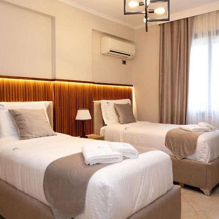 Spacious City Paradise - 3Br Apt In The Heart Of Tirana Buitenkant foto