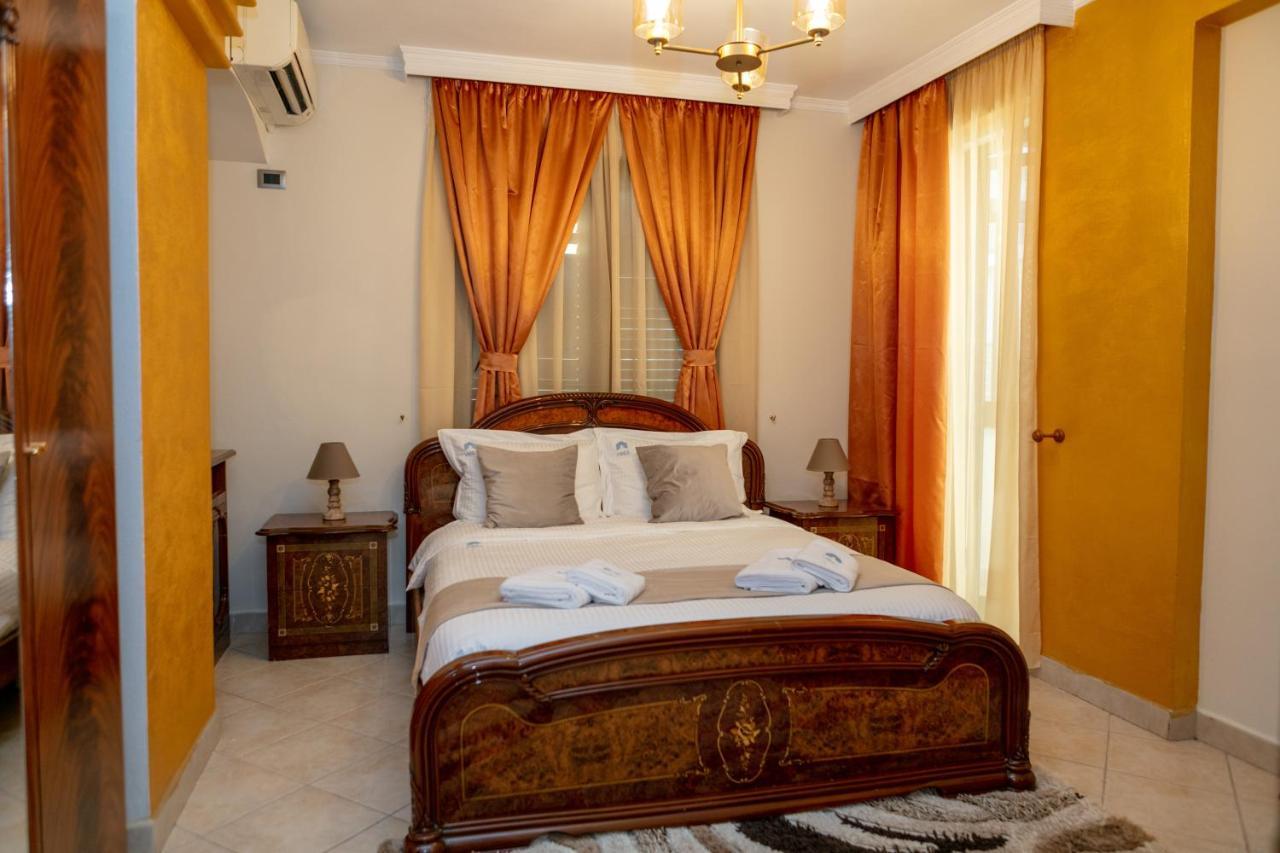 Spacious City Paradise - 3Br Apt In The Heart Of Tirana Buitenkant foto
