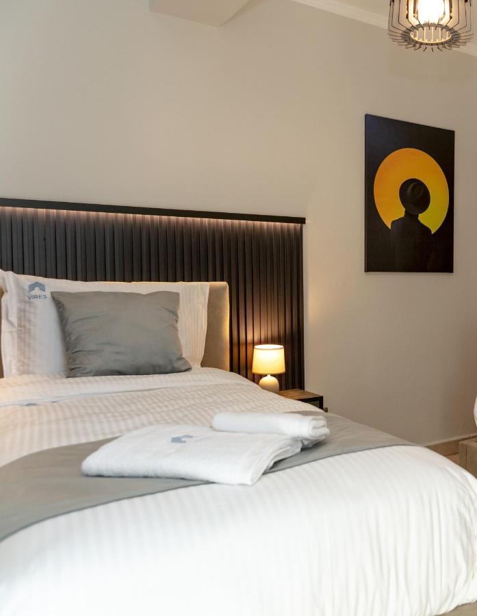 Spacious City Paradise - 3Br Apt In The Heart Of Tirana Buitenkant foto